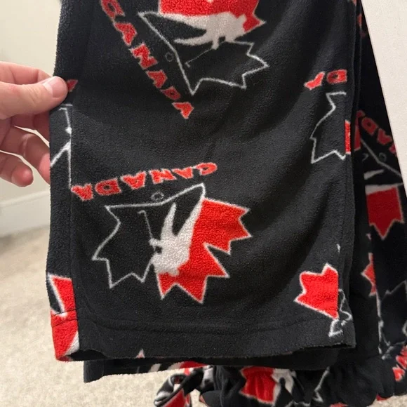 Team Canada Drawstring Pyjama Pants - Picture 3 of 3